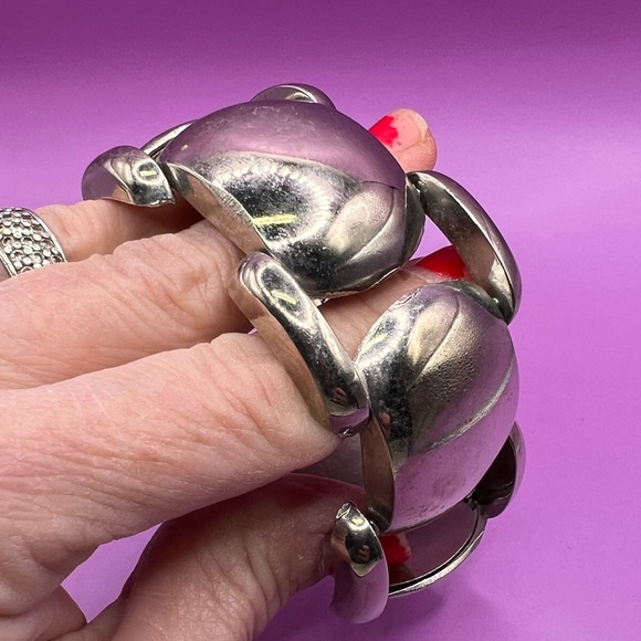 Vintage Silver Linked Cuff Bracelet. Small - Picture 2 of 8